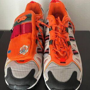 Adidas Superturf Adventure Size 8 👟 Lightweight & Durable Sneakers 🌟"